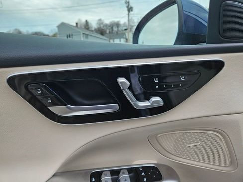 New 2026 Mercedes-Benz C 300 4MATIC Sedan image 16