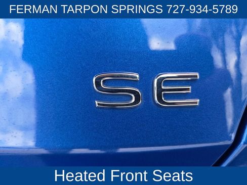 Used 2024 Volkswagen Jetta SE FWD image 17