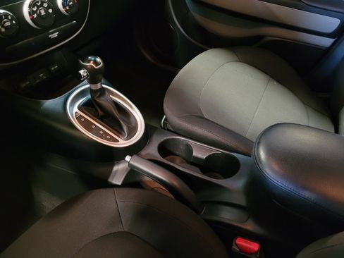 Used 2019 Kia Soul FWD image 26