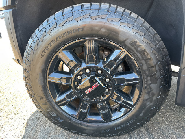 Certified 2024 GMC Sierra 2500 AT4 AWD/4WD image 17