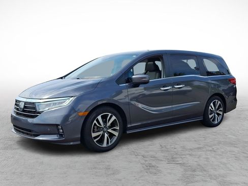 Used 2023 Honda Odyssey Touring image 3