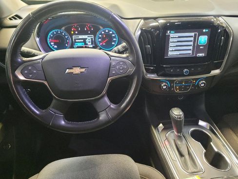 Used 2019 Chevrolet Traverse LT image 22
