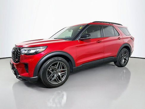 Used 2025 Ford Explorer ST w/ Sun And Sound Package AWD/4WD image 3