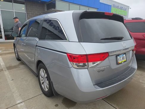 Used 2016 Honda Odyssey SE image 6