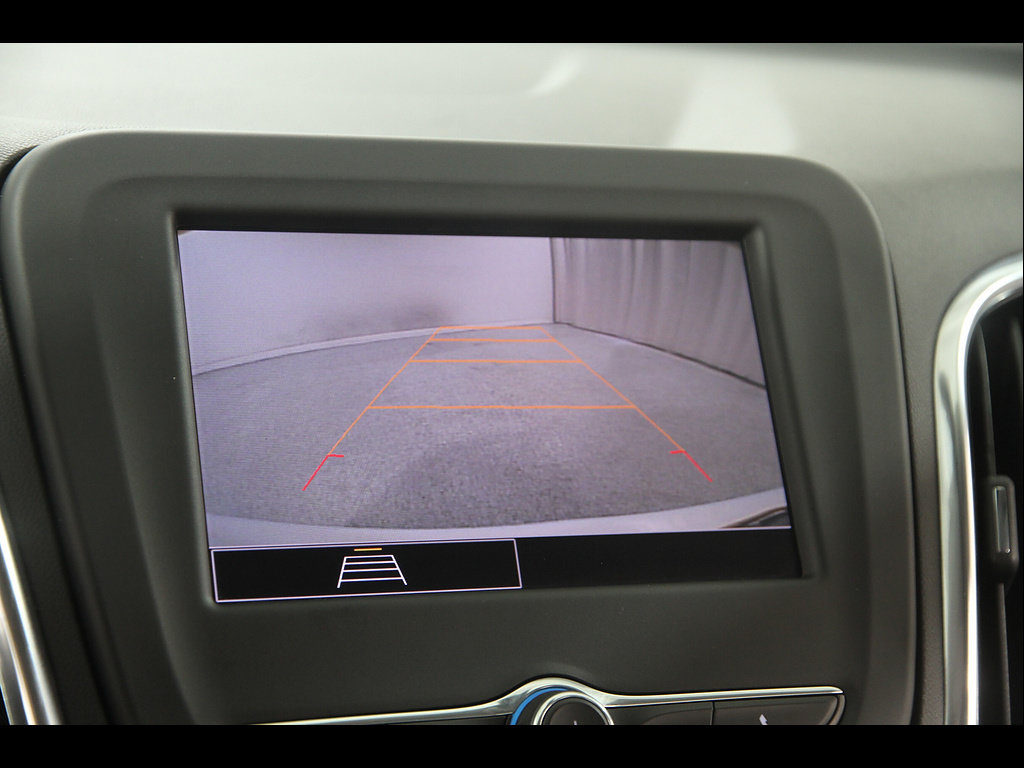 Certified 2024 Chevrolet Equinox LS AWD/4WD image 13