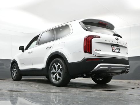 Used 2020 Kia Telluride EX FWD image 47