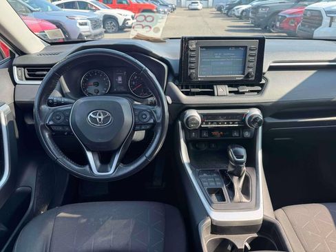 Used 2020 Toyota RAV4 XLE w/ Convenience Package AWD/4WD image 20