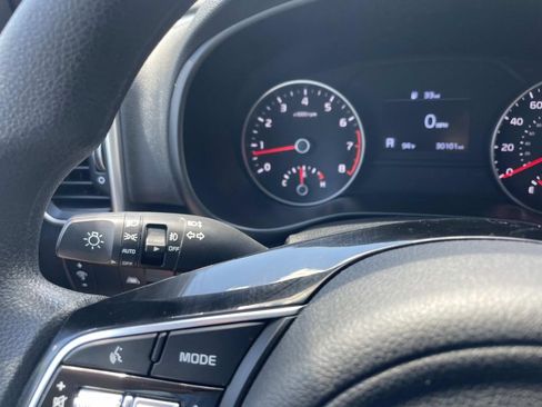 Used 2022 Kia Sportage LX AWD/4WD image 30