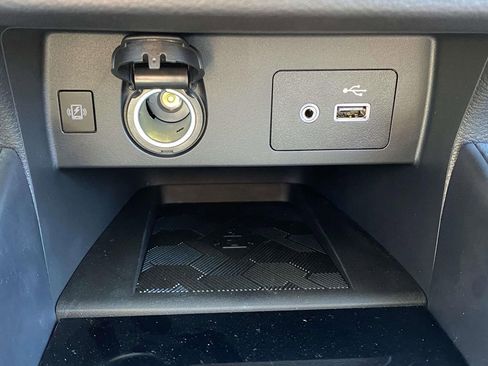 New 2025 Nissan Versa SV w/ Trunk Package image 28