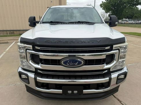 Used 2020 Ford F250 XLT w/ XLT Value Package AWD/4WD image 3