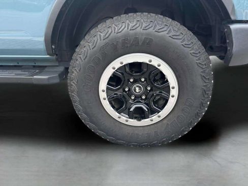 Used 2022 Ford Bronco Outer Banks w/ Sasquatch Package AWD/4WD image 32