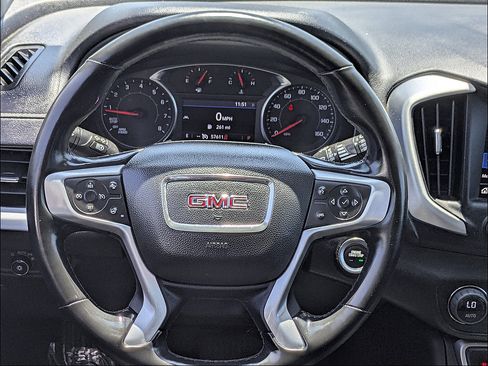 Used 2024 GMC Terrain SLT AWD/4WD image 18
