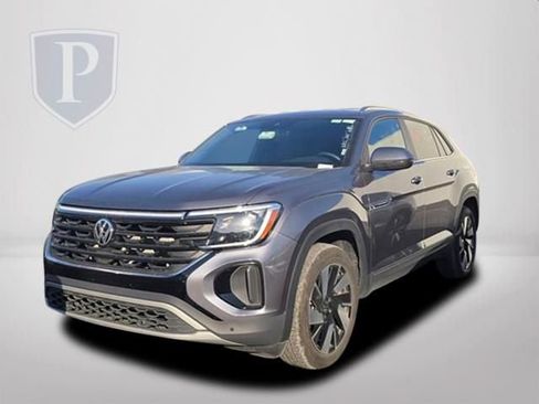 Used 2025 Volkswagen Atlas Cross Sport SE AWD/4WD image 9