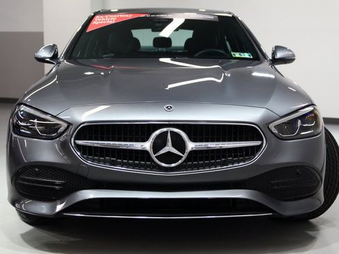 Used 2025 Mercedes-Benz C 300 4MATIC Sedan image 3