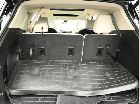 Used 2023 Buick Enclave Essence w/ Experience Buick Package image 24