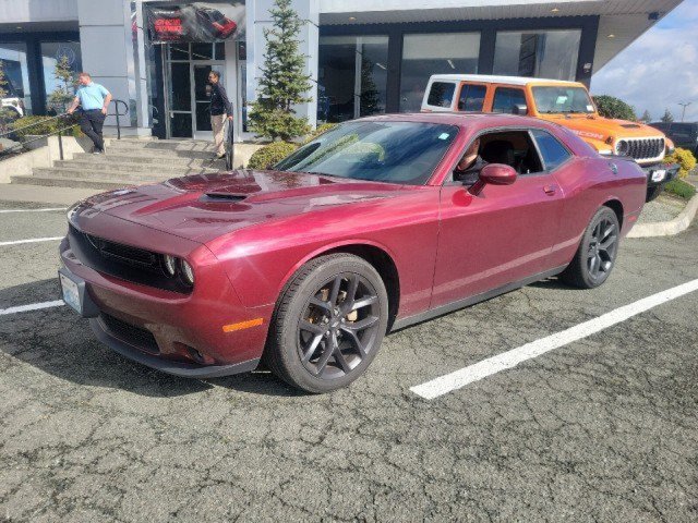 Used 2022 Dodge Challenger SXT w/ Blacktop Package RWD image 1