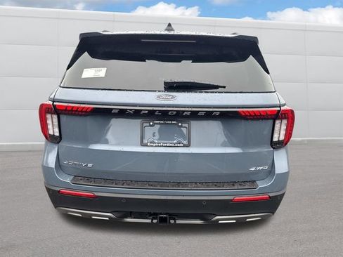 New 2026 Ford Explorer Active image 3