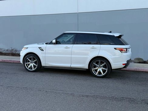 Used 2015 Land Rover Range Rover Sport HSE image 2