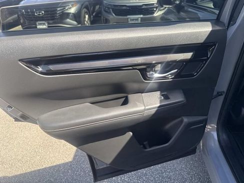 Used 2025 Honda CR-V Sport Touring image 19