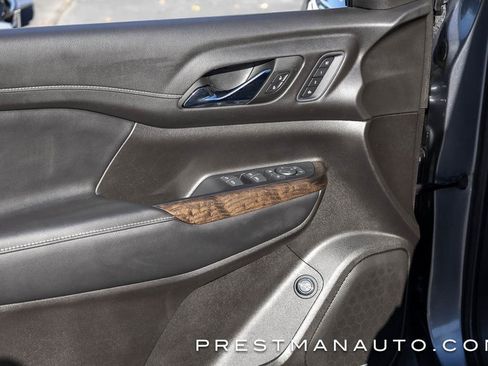 Used 2022 GMC Acadia Denali w/ Denali Ultimate Package image 22