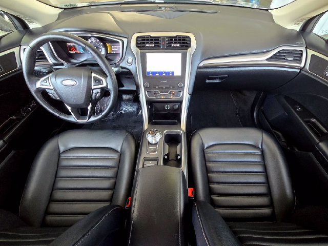 Used 2020 Ford Fusion SEL FWD image 8