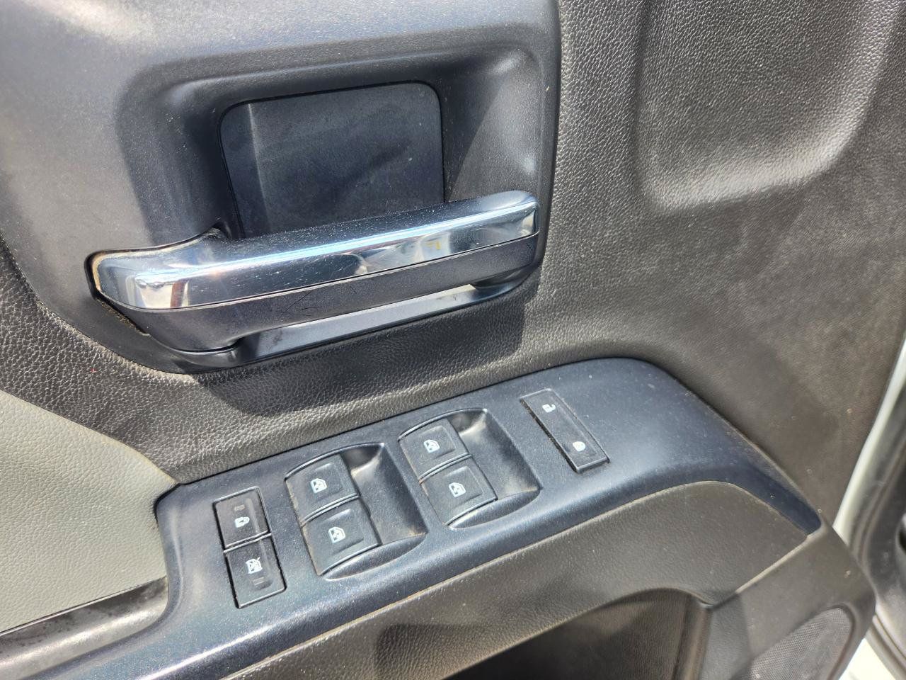 Used 2018 Chevrolet Silverado 2500 W/T RWD image 17