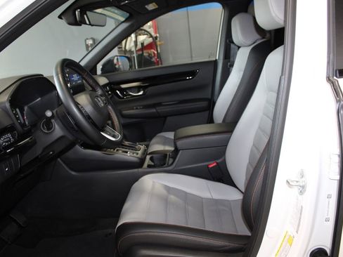 Used 2026 Honda CR-V Sport Touring image 12