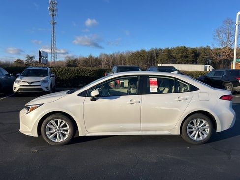 New 2026 Toyota Corolla LE image 8