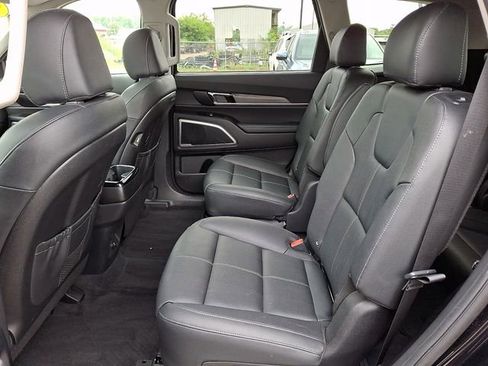 Used 2021 Kia Telluride EX w/ EX Premium Package AWD/4WD image 10