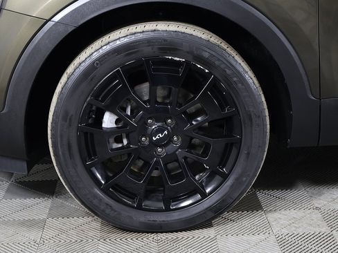 Used 2022 Kia Telluride SX w/ SX Prestige Package image 28