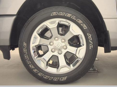 Used 2019 RAM 1500 Big Horn image 5