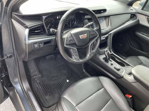 Used 2020 Cadillac XT5 Premium Luxury image 14