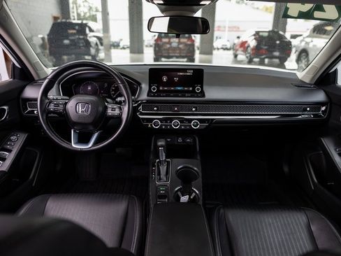 Used 2024 Honda Civic EX-L image 19