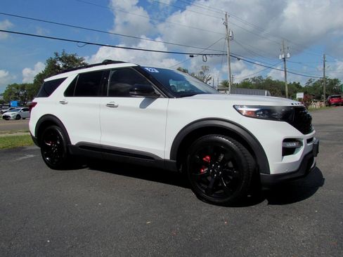 Used 2022 Ford Explorer ST w/ Equipment Group 401A AWD/4WD image 15