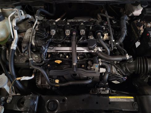 Used 2020 Nissan Versa S FWD image 30