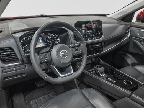 Used 2021 Nissan Rogue SL w/ Premium Package image 15