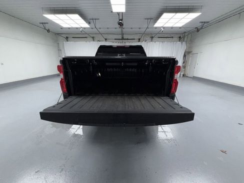 Used 2022 Chevrolet Silverado 1500 Custom image 12