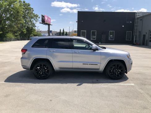 Certified 2021 Jeep Grand Cherokee Laredo X RWD image 7