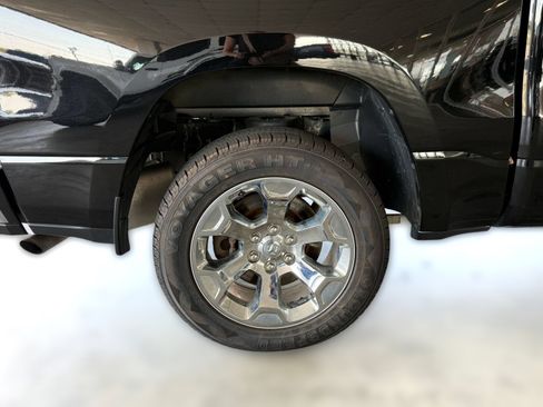 Used 2022 RAM 1500 Big Horn AWD/4WD image 13
