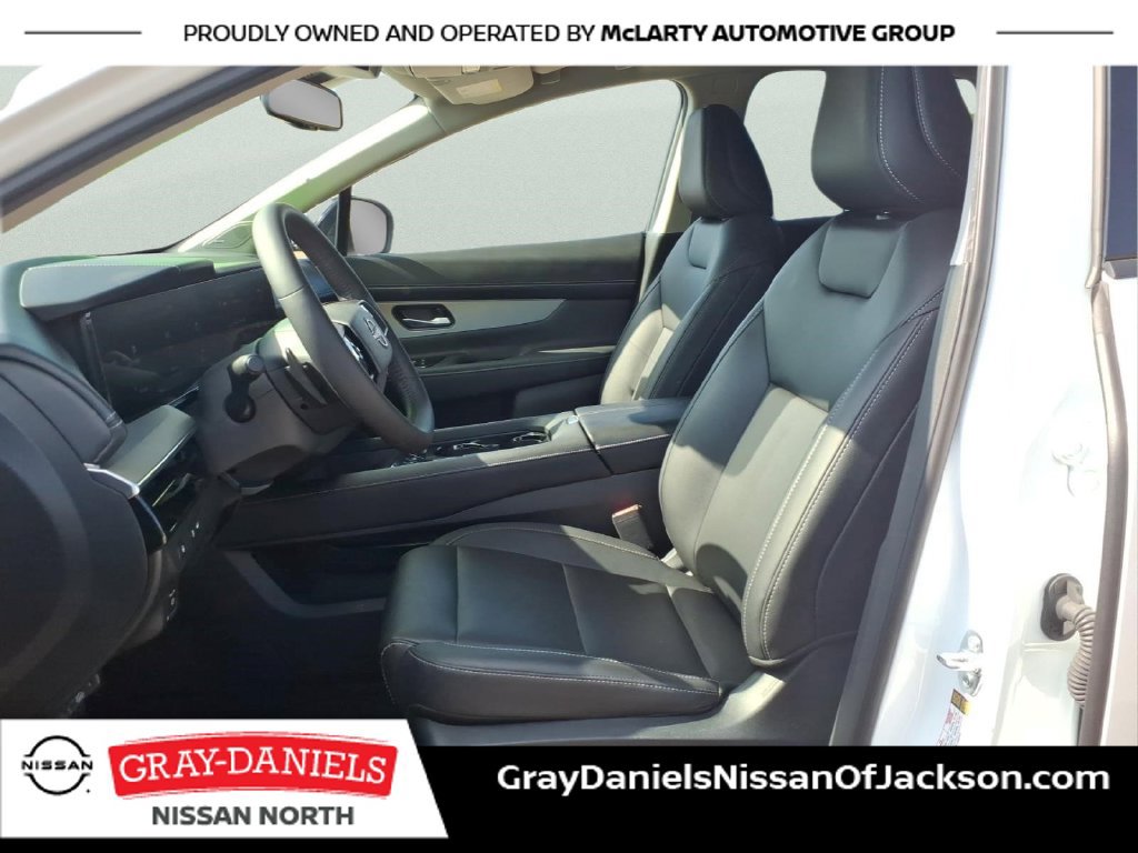 Certified 2025 Nissan Murano SL AWD/4WD image 24