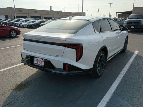 Used 2025 Kia K4 GT-Line w/ GT-Line Premium Package image 4