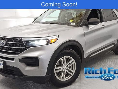 Certified 2021 Ford Explorer XLT RWD image 6