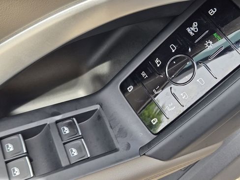 Certified 2025 Audi Q5 Premium Plus w/ Premium Plus image 30