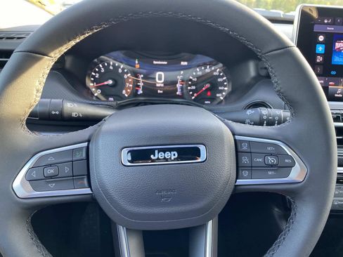 New 2026 Jeep Compass Limited image 11