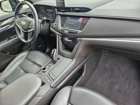 Used 2022 Cadillac XT5 Sportv image 16
