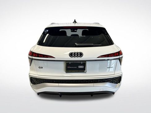 Certified 2026 Audi Q3 quattro 2.0T AWD/4WD image 29