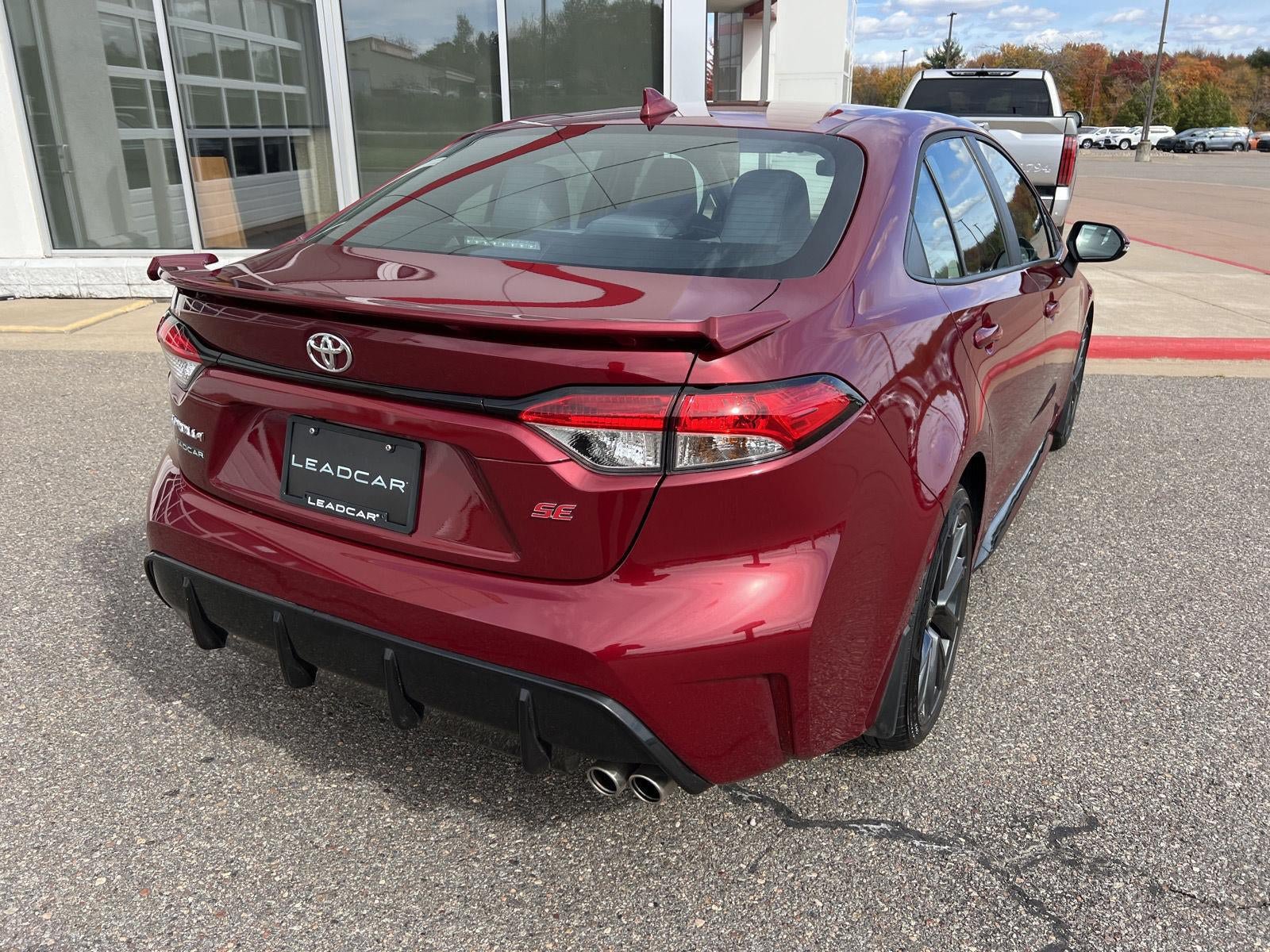 Used 2026 Toyota Corolla SE FWD image 11