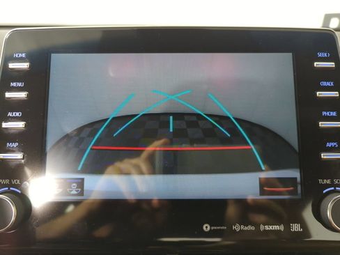 Used 2019 Toyota Avalon Limited FWD image 15
