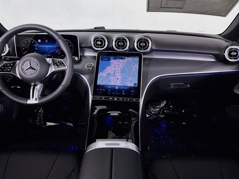New 2026 Mercedes-Benz CLE 300 4MATIC Coupe image 4