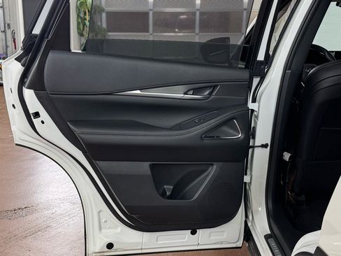 Used 2025 INFINITI QX60 Luxe image 37